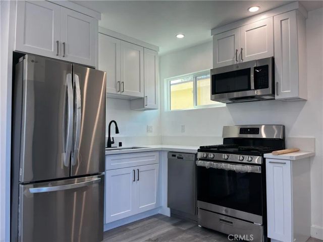 3892 Cherrywood Avenue, Los Angeles, CA 90008