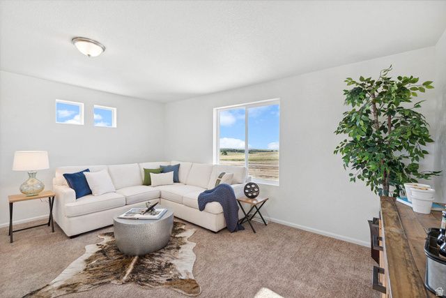 535 E HALLS CREEK RD, Saratoga Springs, UT 84045