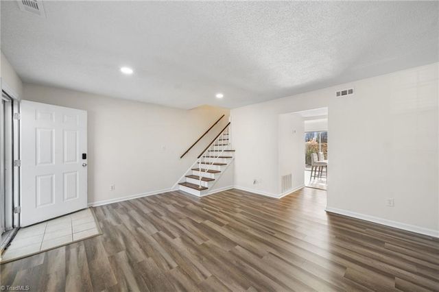 5739 Bramblegate Road E, Greensboro, NC 27409