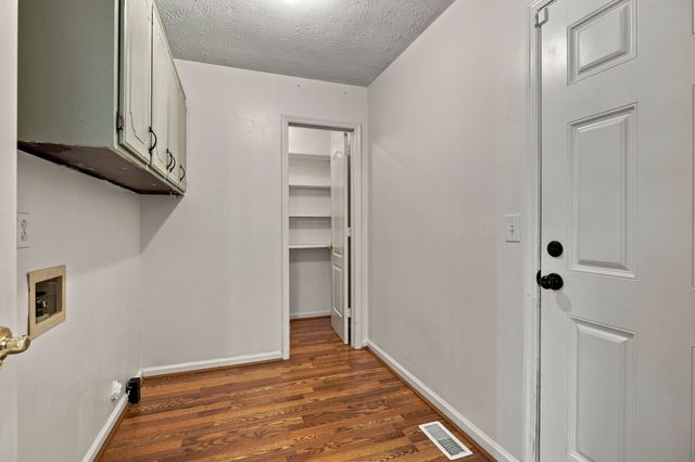 3419 Howard Rd, Murfreesboro, TN 37127