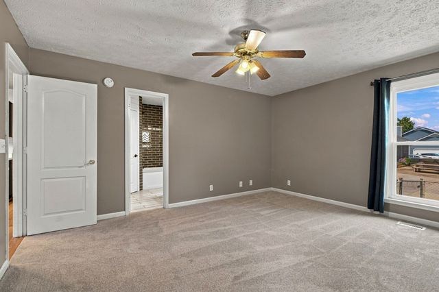 3419 Howard Rd, Murfreesboro, TN 37127