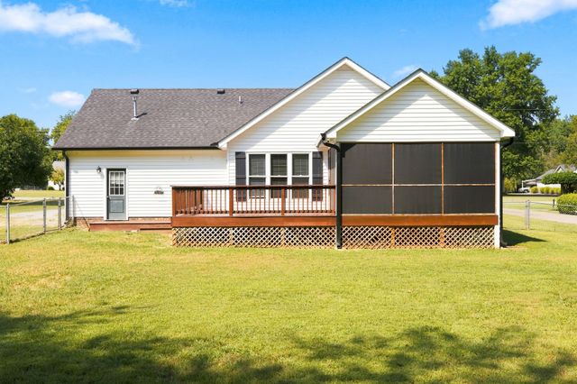 3419 Howard Rd, Murfreesboro, TN 37127