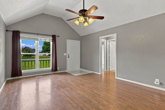 3419 Howard Rd, Murfreesboro, TN 37127