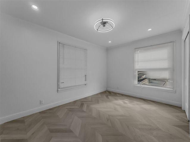 219 W Taylor Street, Sherman, TX 75092