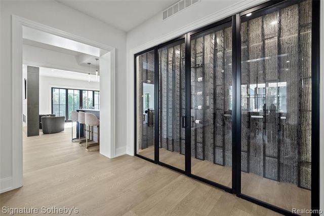 1120 Lyonhurst Street, Birmingham, MI 48009