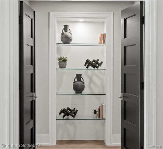 1120 Lyonhurst Street, Birmingham, MI 48009