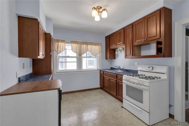 136 Lincoln Boulevard, Tonawanda, NY 14217