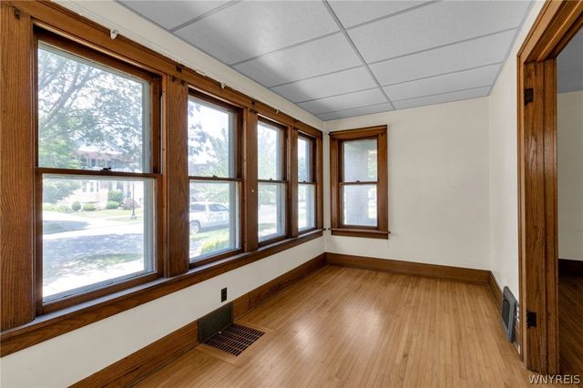136 Lincoln Boulevard, Tonawanda, NY 14217
