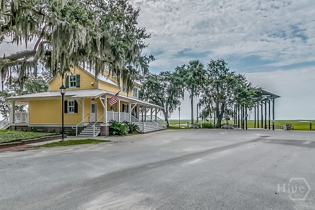 523 Goodman Drive, Midway, GA 31320