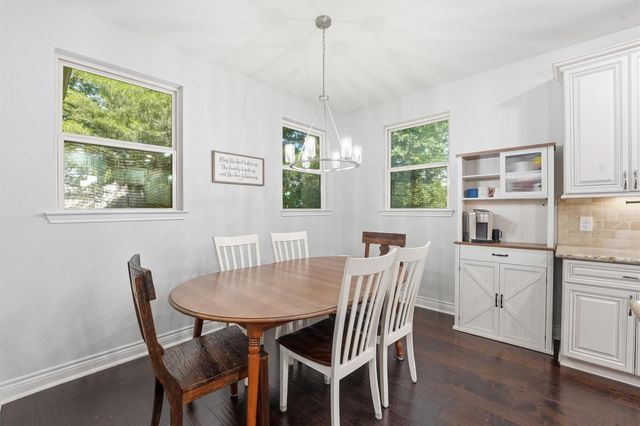 205 Kings Point Street, Conroe, TX 77356
