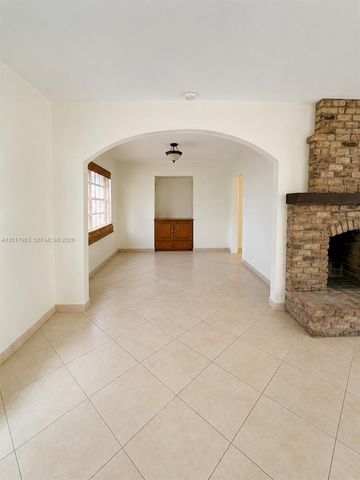 15805 SW 99th Court, Miami, FL 33157