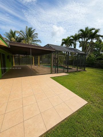 15805 SW 99th Court, Miami, FL 33157