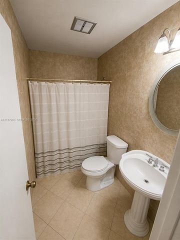 15805 SW 99th Court, Miami, FL 33157
