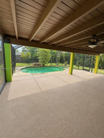 15805 SW 99th Court, Miami, FL 33157