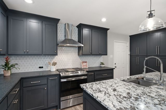 1000 W White Avenue, Mckinney, TX 75069