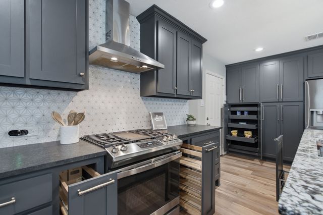 1000 W White Avenue, Mckinney, TX 75069