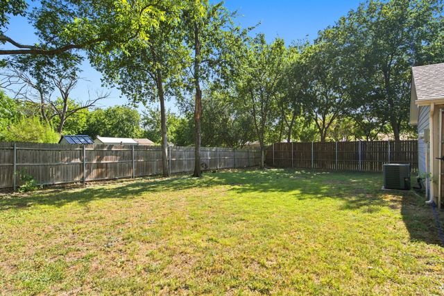 1000 W White Avenue, Mckinney, TX 75069