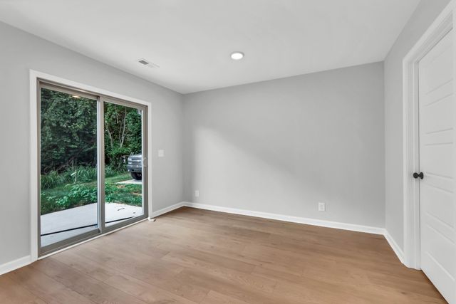 710 Crossland Ave, Clarksville, TN 37040