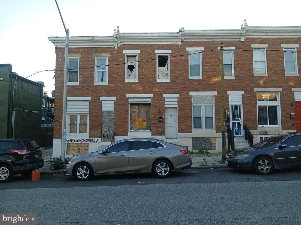 702 N LAKEWOOD AVE, Baltimore, MD 21205