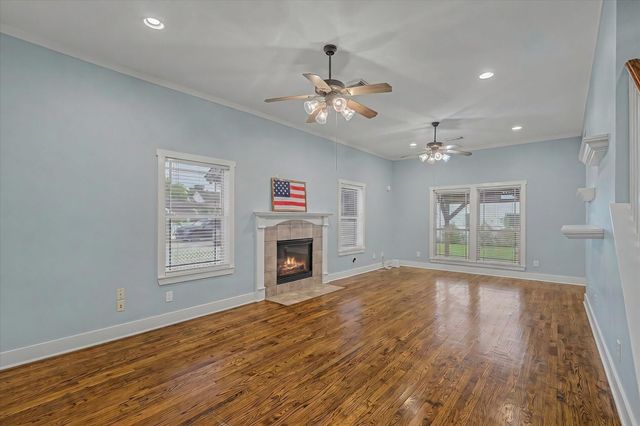 98 Borondo Reach, La Marque, TX 77568