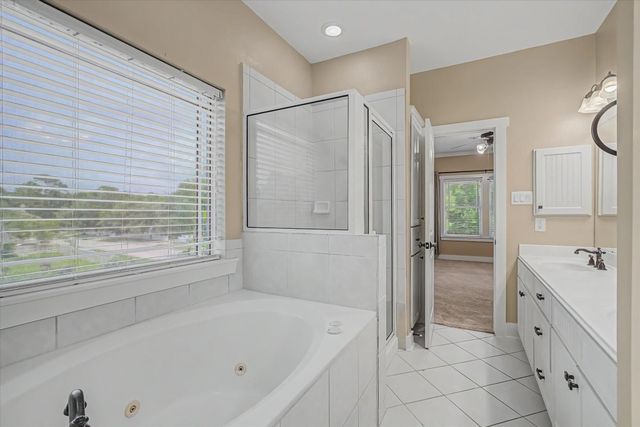 98 Borondo Reach, La Marque, TX 77568