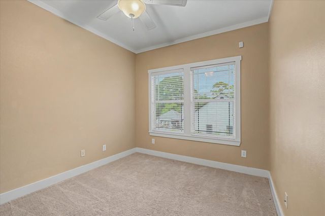 98 Borondo Reach, La Marque, TX 77568