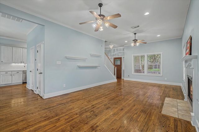 98 Borondo Reach, La Marque, TX 77568