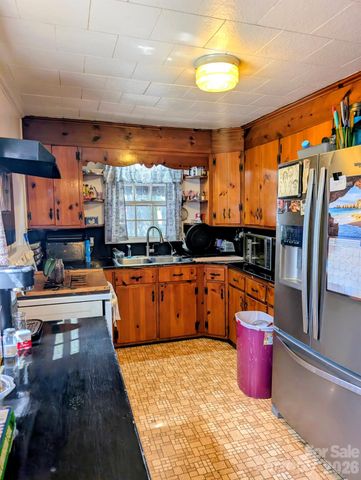 712 N Weldon Street, Gastonia, NC 28052