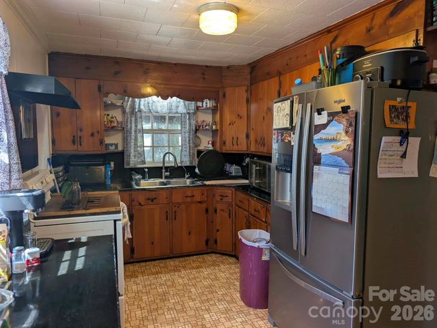 712 N Weldon Street, Gastonia, NC 28052