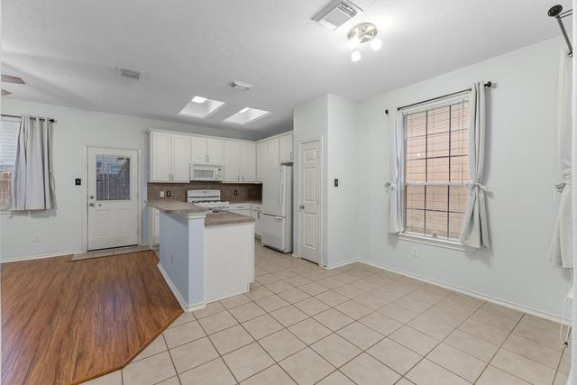 12407 Salama Falls, Houston, TX 77089