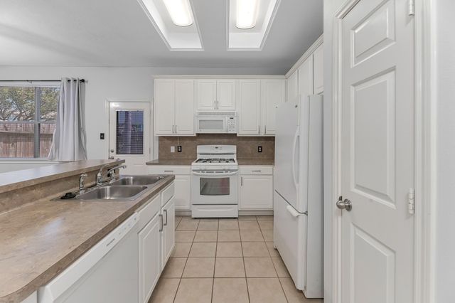 12407 Salama Falls, Houston, TX 77089