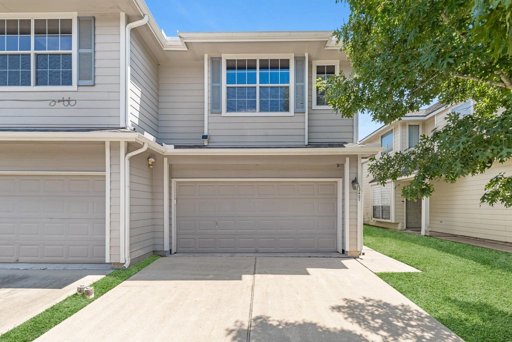 12407 Salama Falls, Houston, TX 77089