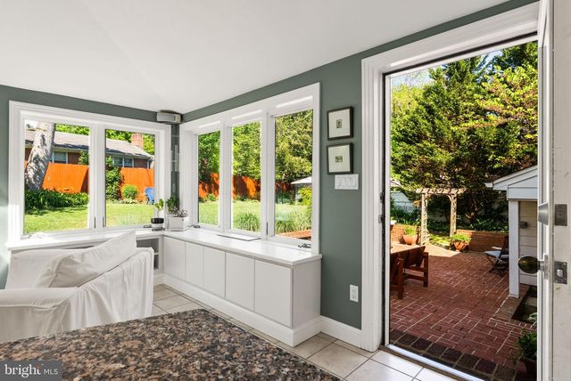 6208 BEACHWAY DR, Falls Church, VA 22041