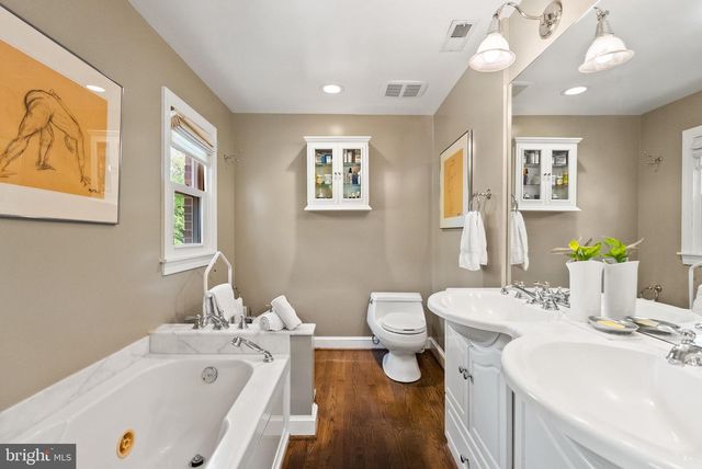 6208 BEACHWAY DR, Falls Church, VA 22041