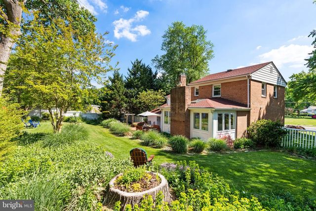 6208 BEACHWAY DR, Falls Church, VA 22041