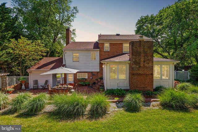 6208 BEACHWAY DR, Falls Church, VA 22041