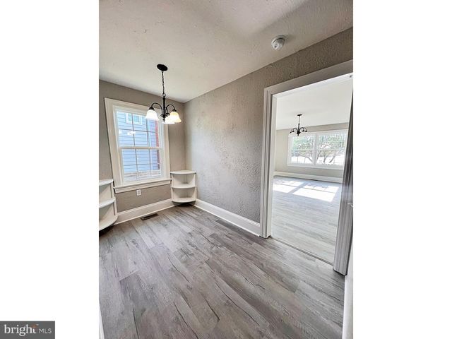 1045 S BRADFORD ST, Dover, DE 19904