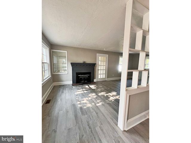 1045 S BRADFORD ST, Dover, DE 19904