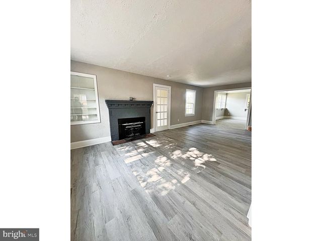 1045 S BRADFORD ST, Dover, DE 19904