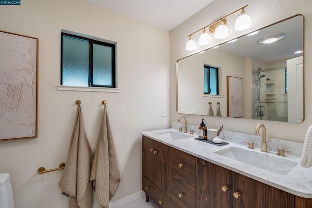 1066 Via Baja, Lafayette, CA 94549