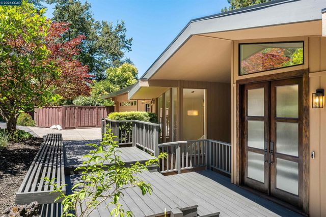 1066 Via Baja, Lafayette, CA 94549