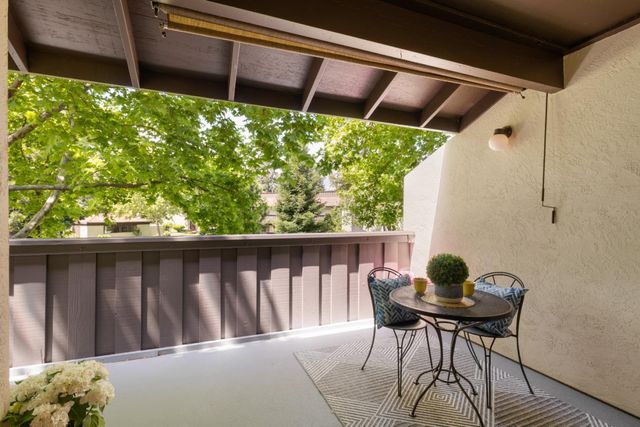 1001 E Evelyn Terrace 110, Sunnyvale, CA 94086