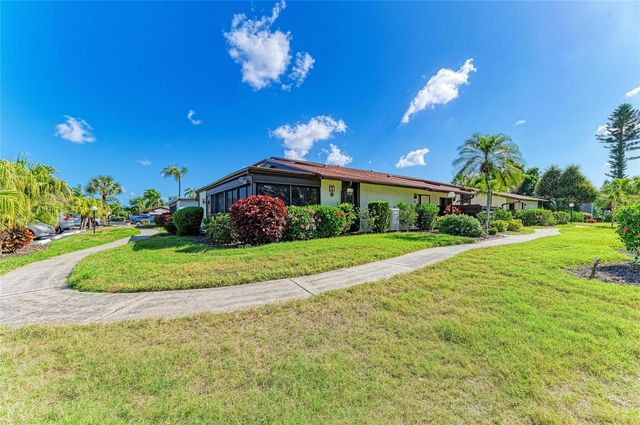 5400 34TH STREET W D11, Bradenton, FL 34210