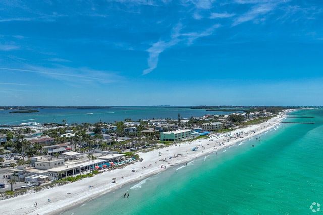 5400 34TH STREET W D11, Bradenton, FL 34210