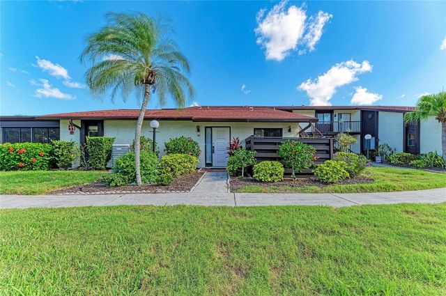 5400 34TH STREET W D11, Bradenton, FL 34210