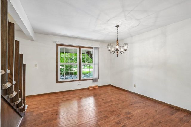 5360 S 43rd STREET, Greenfield, WI 53220
