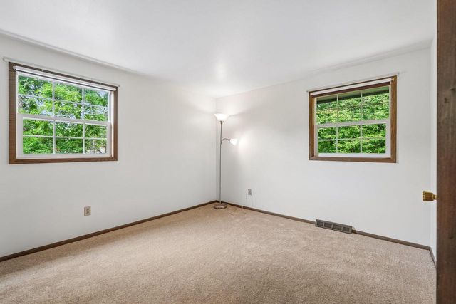 5360 S 43rd STREET, Greenfield, WI 53220