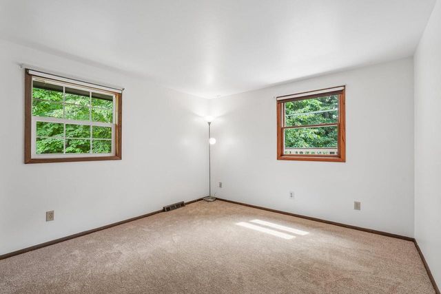 5360 S 43rd STREET, Greenfield, WI 53220