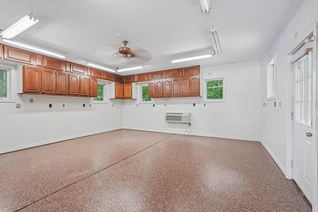 5360 S 43rd STREET, Greenfield, WI 53220