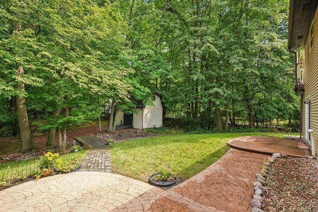 5360 S 43rd STREET, Greenfield, WI 53220